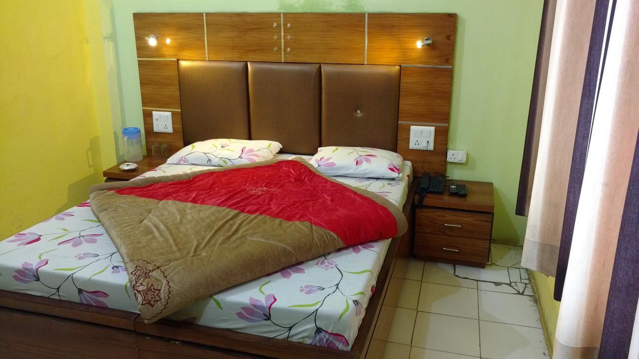 Hotel Brahma Kamal Joshīmath Exteriér fotografie